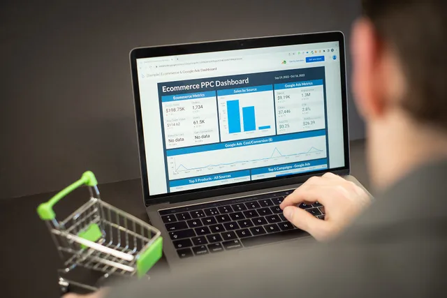 A photo of an employee checking PPC performance on an ecommerce dashboard on a laptop. This image has been made available for use under the Creative Commons Licensing agreement. If you use it, please link back to our website at www.zuko.io. When to run programmatic advertising competitor research